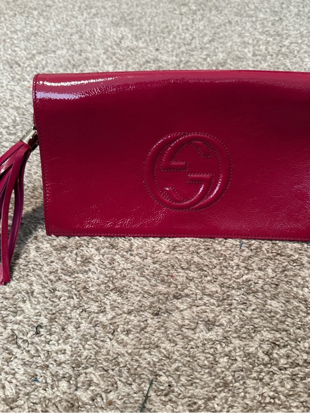 Authentic vintage Gucci Fuchsia Patent Leather Tassel Wristlet Clutch